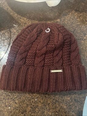 Michael Kors Cable Knit Beanie - Burgundy